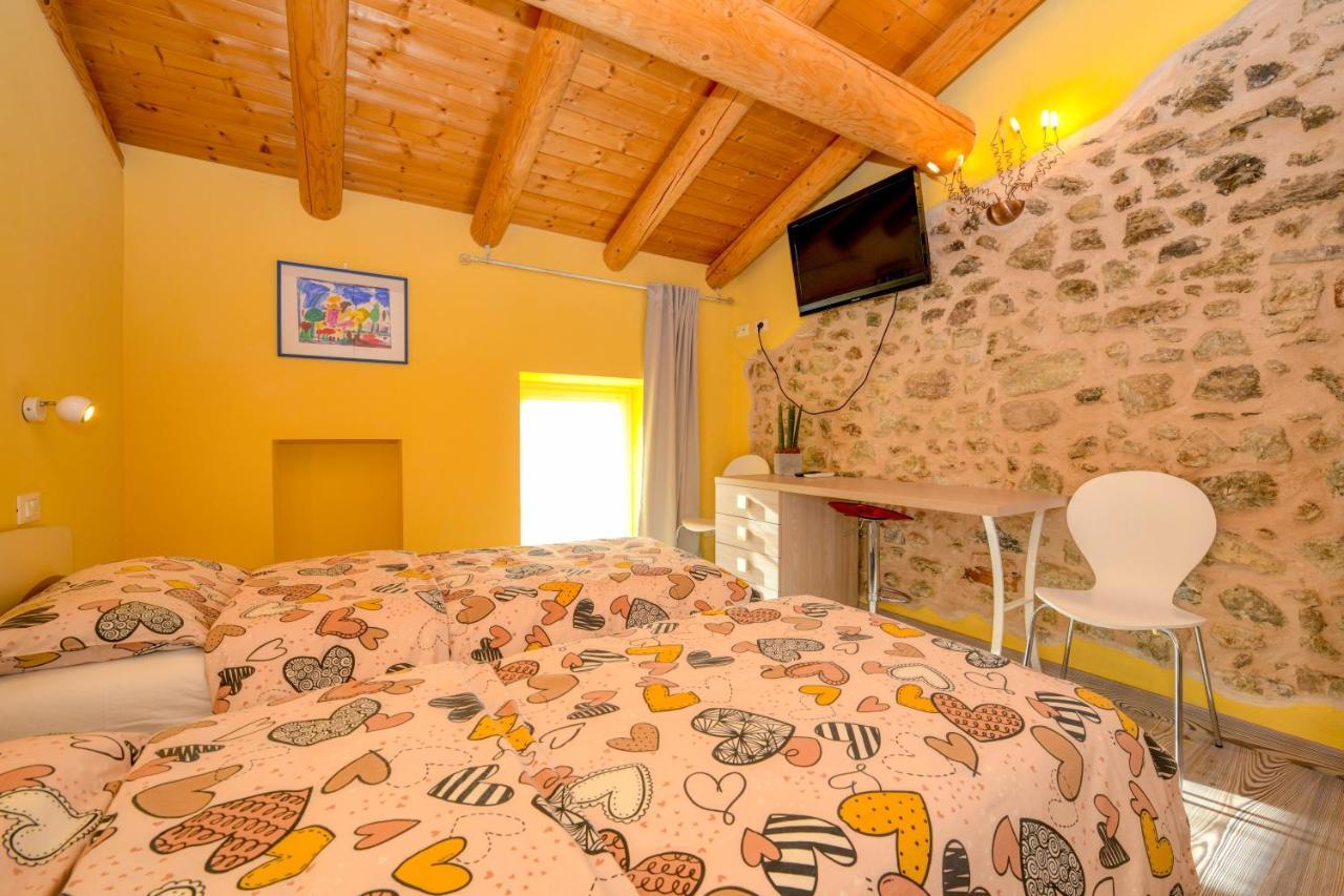 TremosineCasa Nel Borgo - Il Gufo公寓 外观 照片